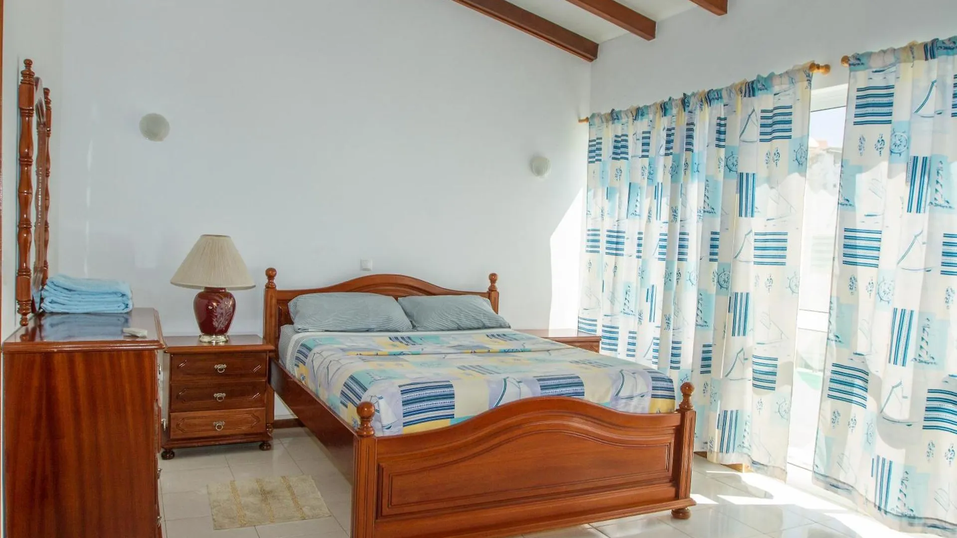 Bed and Breakfast Arla Residential Mindelo