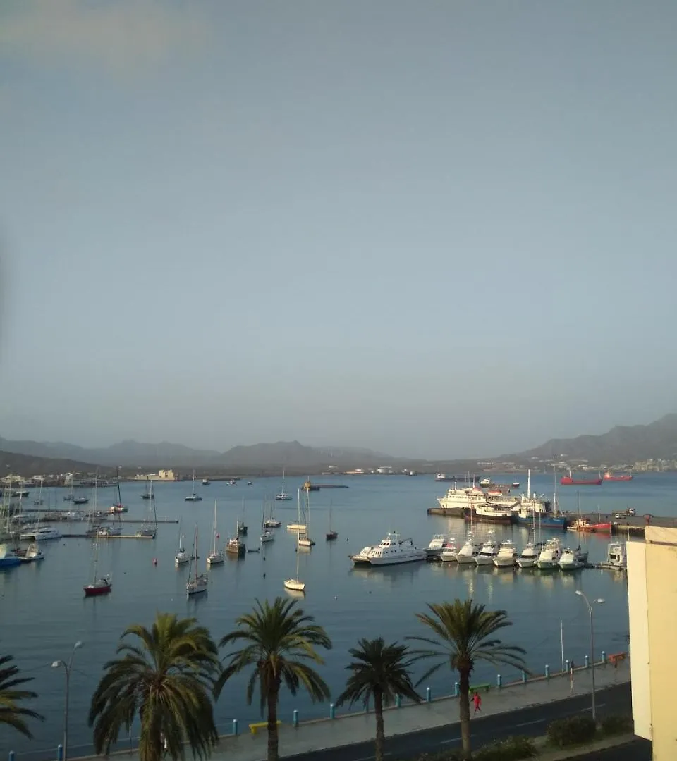 Arla Residential Bed & Breakfast Mindelo